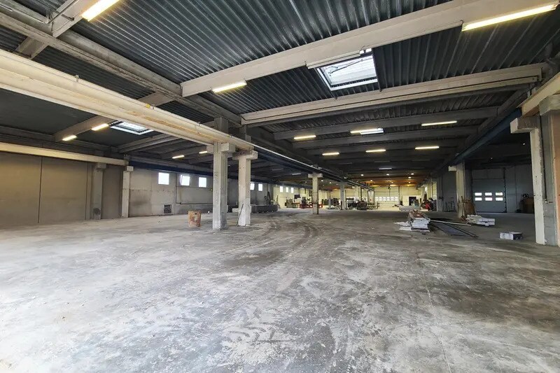 Flex in Béziers for lease - Interior Photo - Image 3 of 3