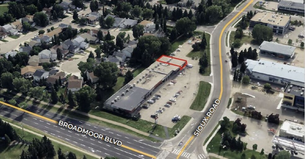 21-33 Sioux Rd, Sherwood Park, AB for lease - Building Photo - Image 1 of 9