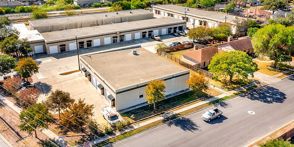 14309 Toepperwein Rd, San Antonio, TX for lease - Building Photo - Image 1 of 12