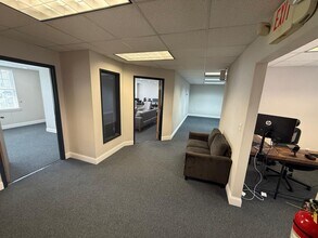 271 US Highway 46, Fairfield, NJ for lease Building Photo- Image 2 of 10