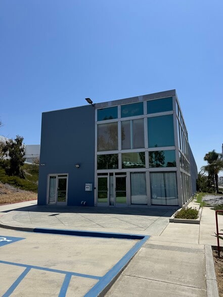 725 Main St, Chula Vista, CA for lease - Building Photo - Image 1 of 11