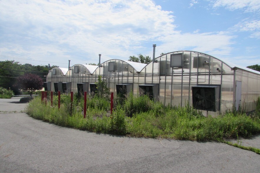 320 Mount Airy Rd, New Windsor, NY 12553