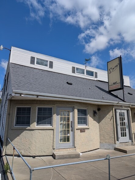 1952 Kensington Ave, Buffalo, NY for lease - Building Photo - Image 2 of 24