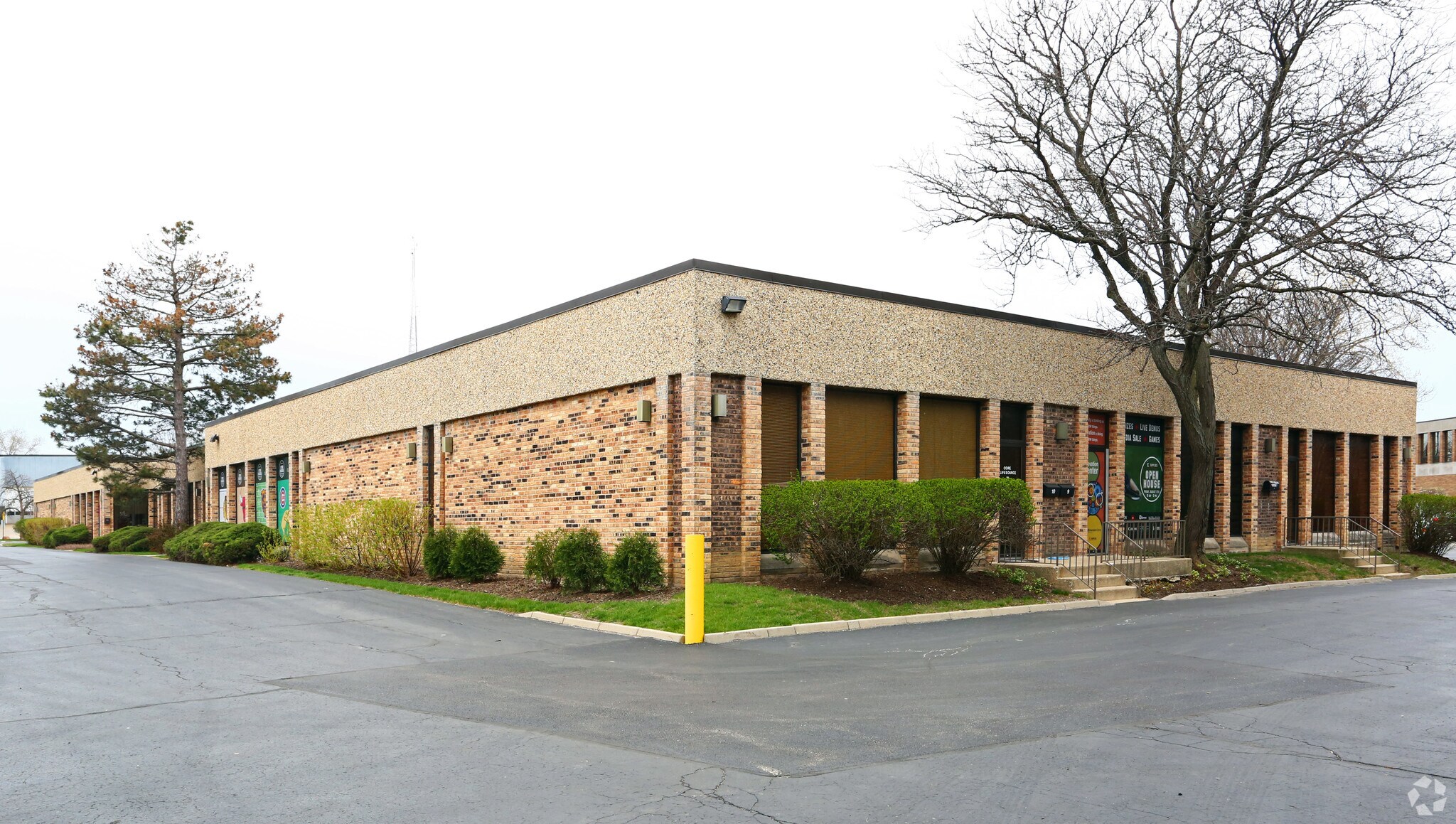 5100 Newport Dr, Rolling Meadows, IL 60008 Creekside Corporate Center