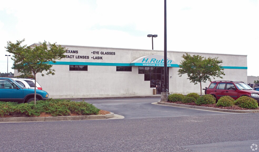 7539 Garners Ferry Rd, Columbia, SC 29209