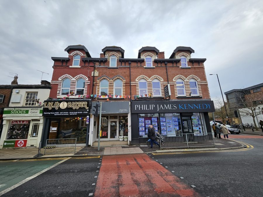 677 Wilmslow Rd, Manchester for sale Primary Photo- Image 1 of 1