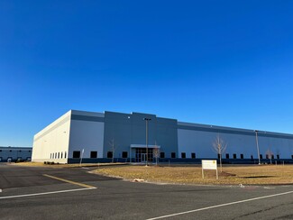 More details for 110 Tradeport Dr, Windsor, CT - Industrial for Lease