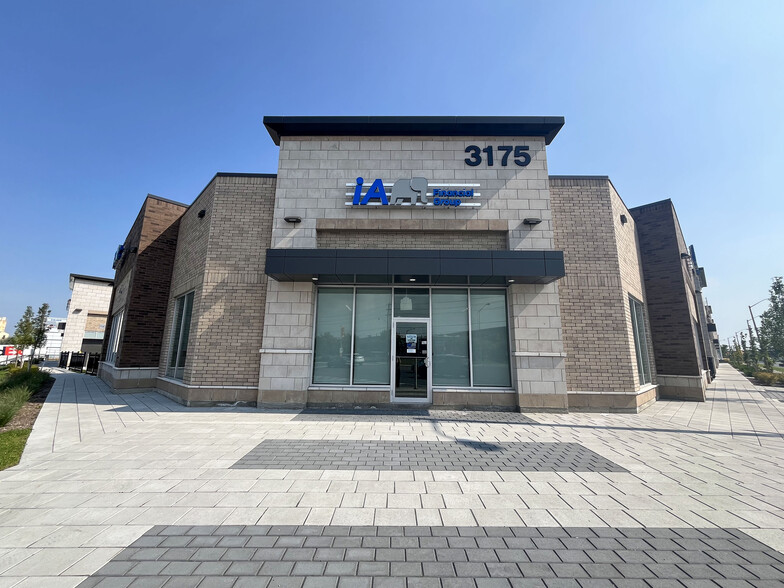 225 Select Ave, Toronto, ON for lease - Building Photo - Image 1 of 6