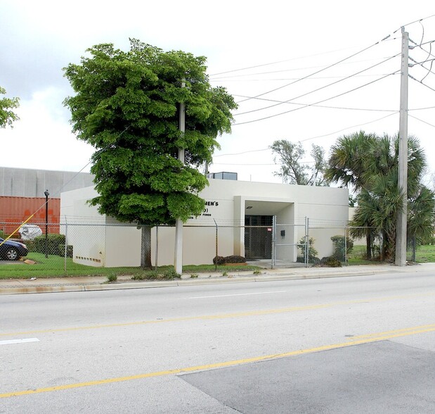 445 NW 4th Ave, Fort Lauderdale, FL for sale - Building Photo - Image 1 of 14