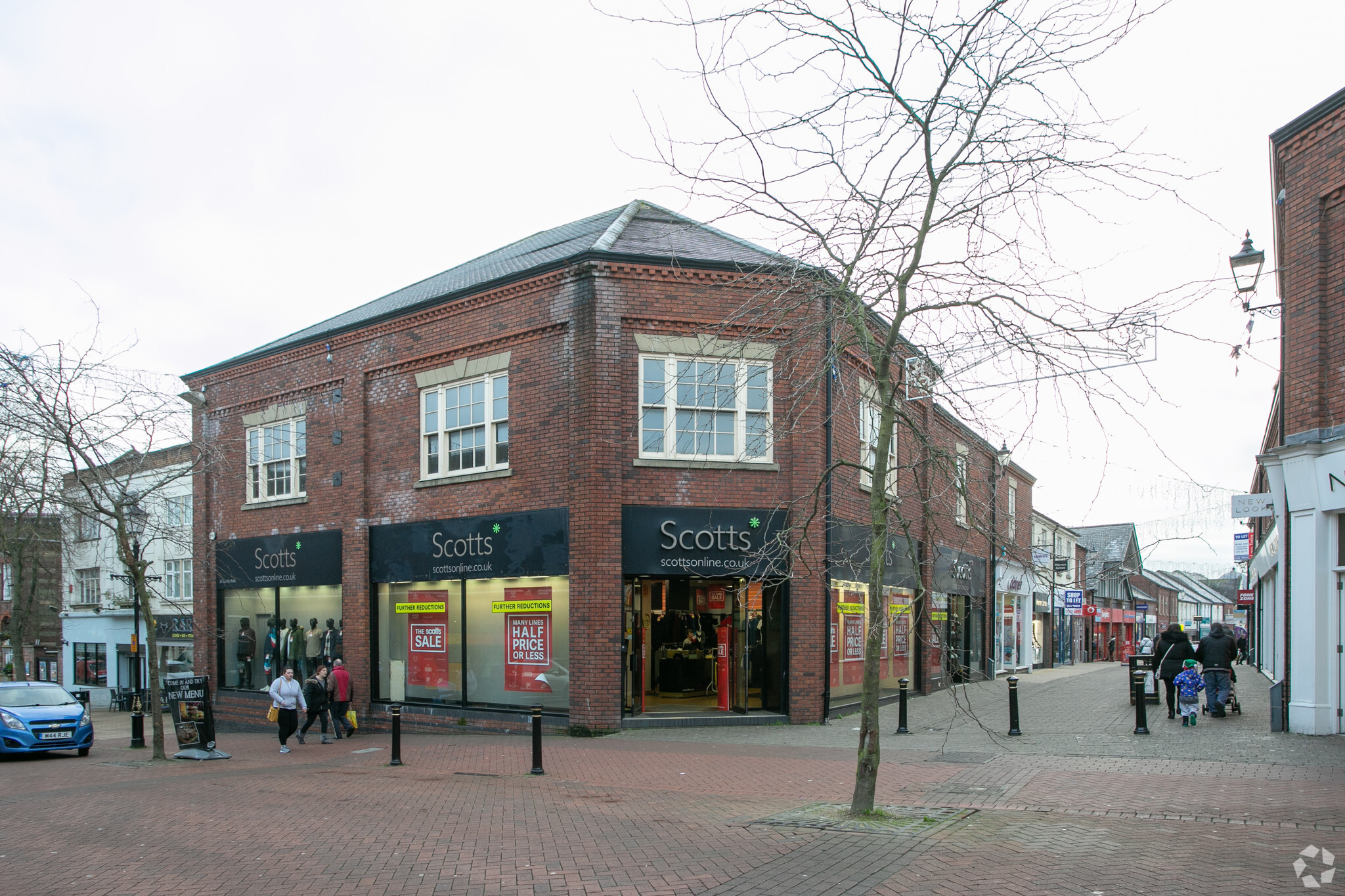 19-29 Castle Walk, Newcastle Under Lyme for lease Primary Photo- Image 1 of 9