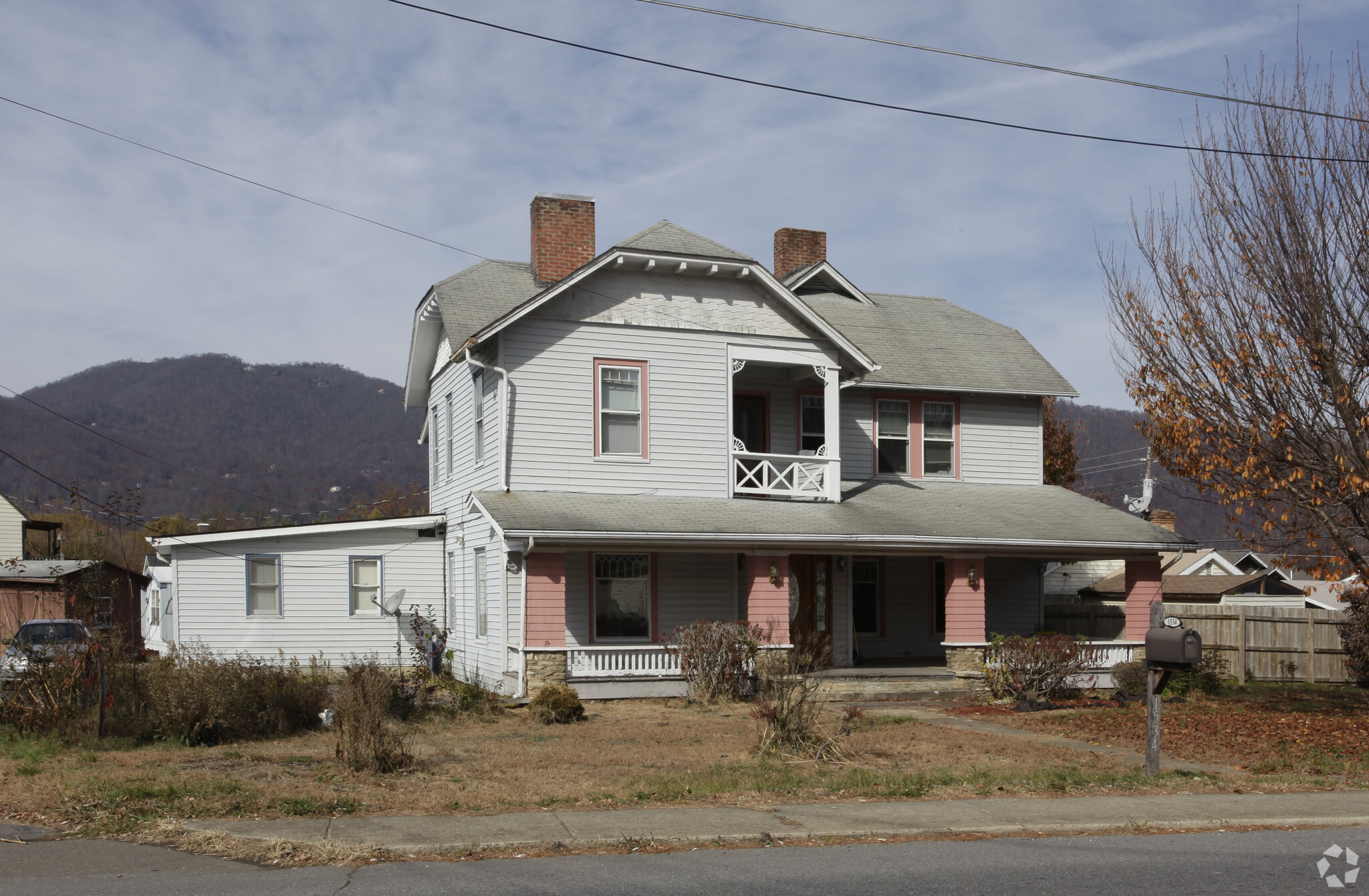 1534 S Main St, Waynesville, NC for sale Primary Photo- Image 1 of 1