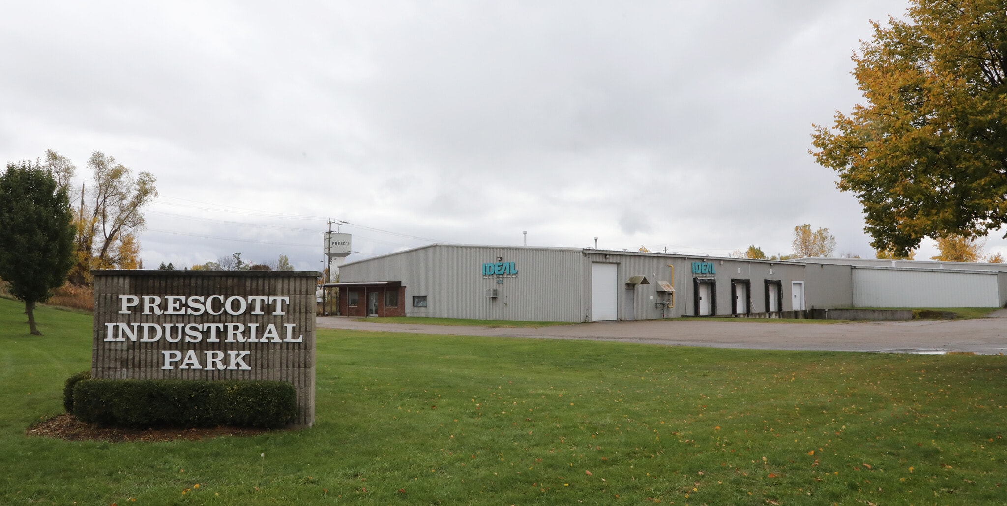 855 Edward st, Prescott, ON for sale Primary Photo- Image 1 of 49