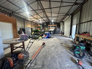 1713 Meyer Rd, Beasley, TX for lease Interior Photo- Image 1 of 5