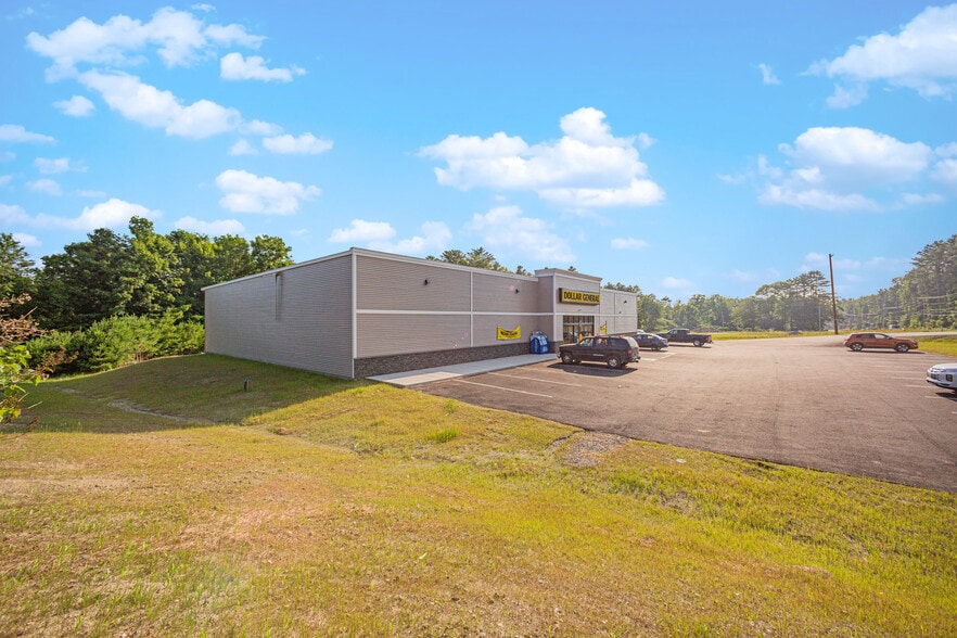 39 Main St, Canaan, ME for sale - Building Photo - Image 3 of 5