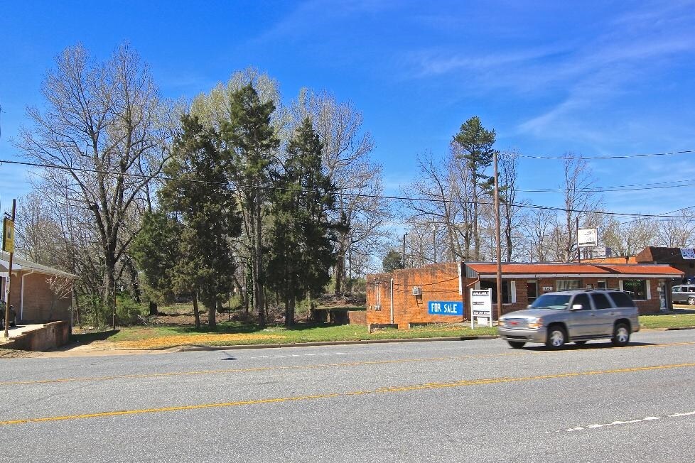 1092110923 N Main St, Archdale, NC 27263