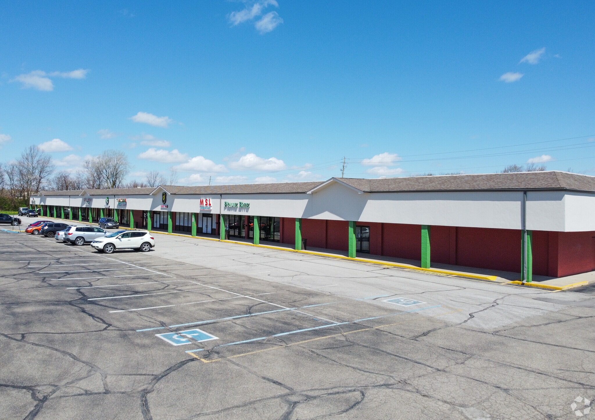 4702-4740 Century Plaza Rd, Indianapolis, IN for lease Primary Photo- Image 1 of 17