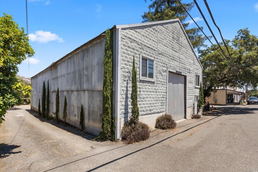 21080 Geyserville, Geyserville, CA 95441