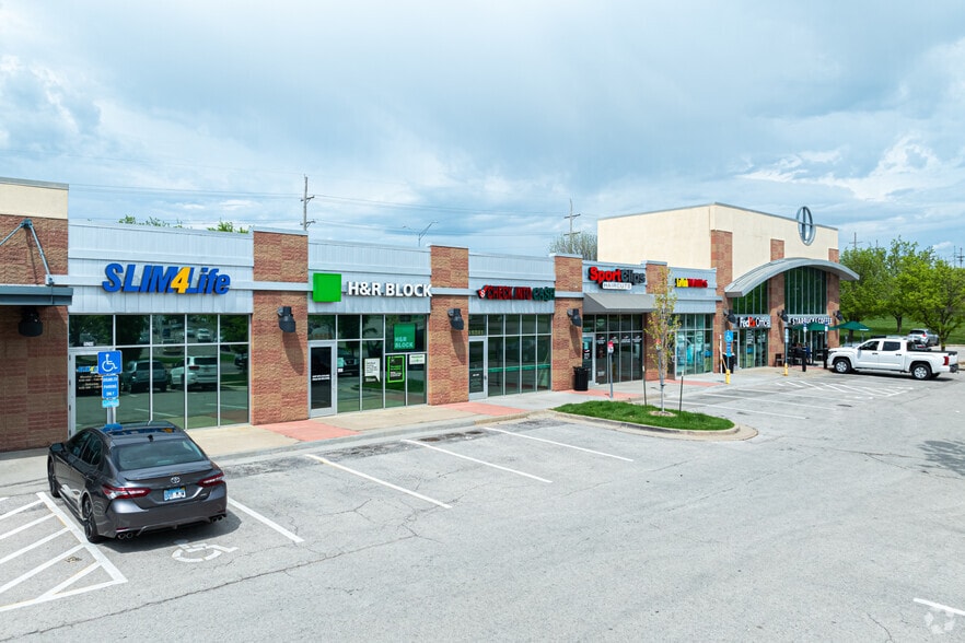 15225-15257 W 135th St, Olathe, KS for lease - Building Photo - Image 3 of 10