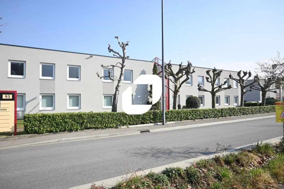 Office in Grenoble for lease Building Photo- Image 1 of 13