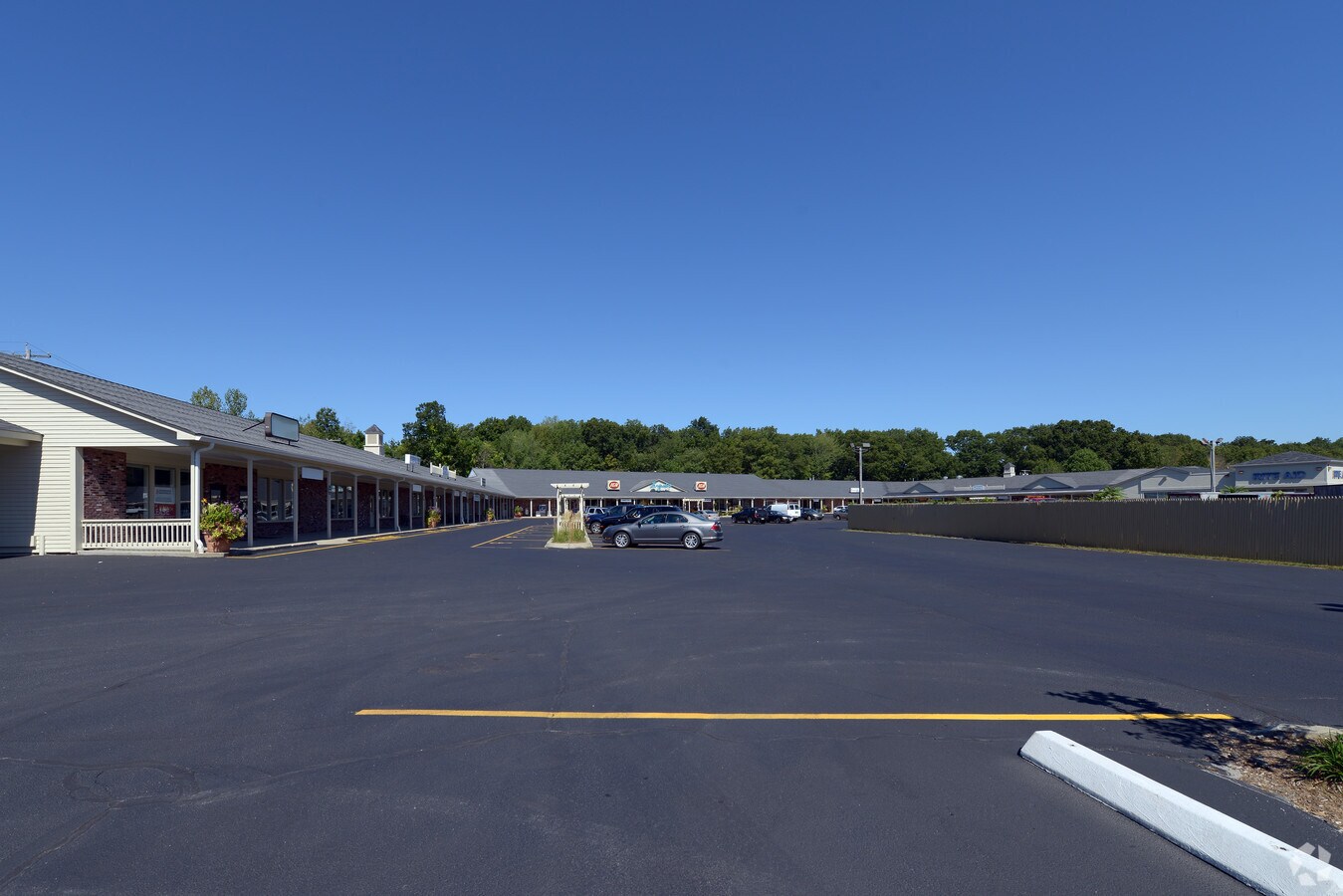 153 Village Plaza Way, North Scituate, RI 02857