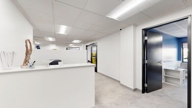 360 N Bedford Dr, Beverly Hills, CA for lease Matterport 3D Scan- Image 1 of 5