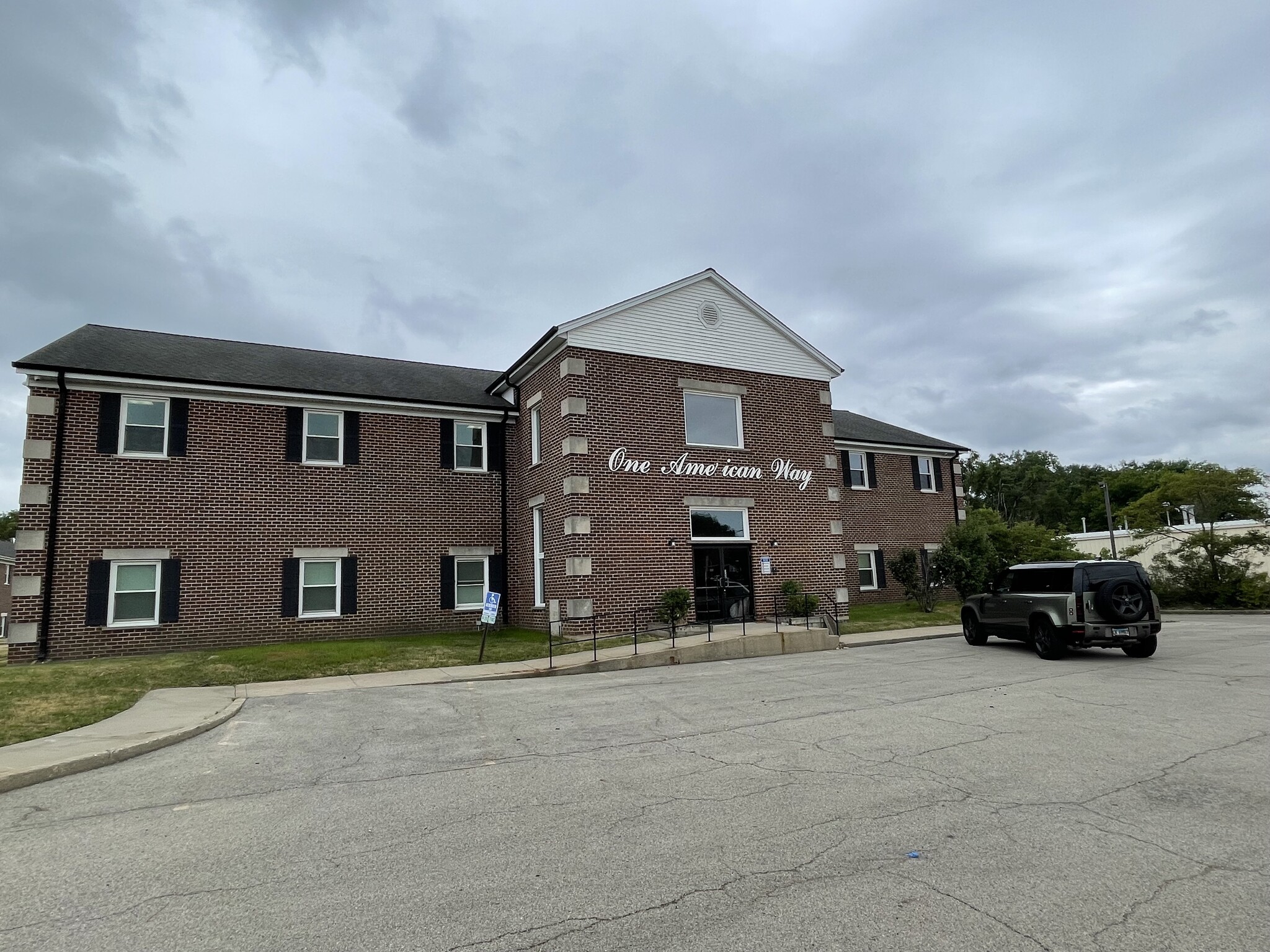 1 American Way, Elgin, IL for sale Building Photo- Image 1 of 55