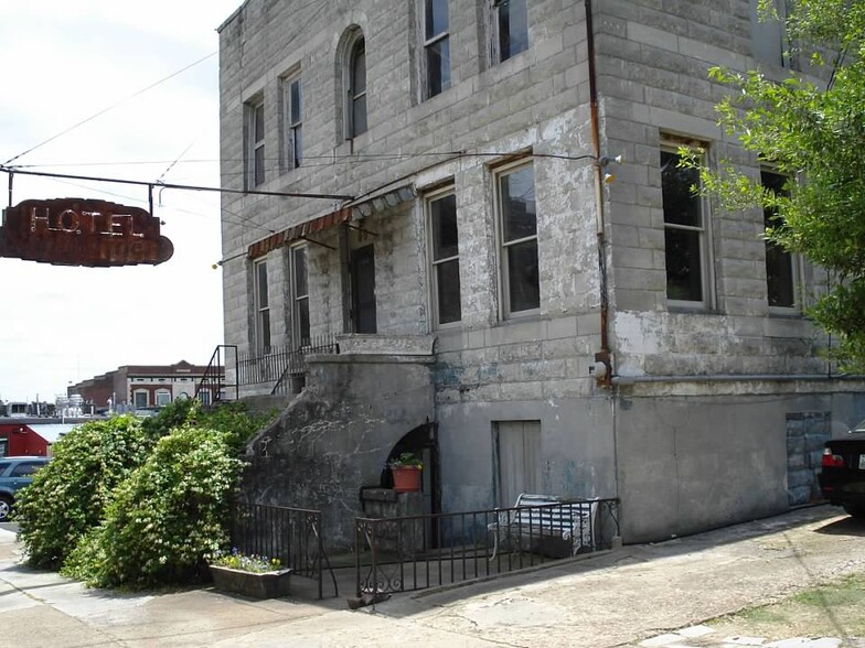 69 Pontotoc Ave, Memphis, TN for sale - Building Photo - Image 1 of 1