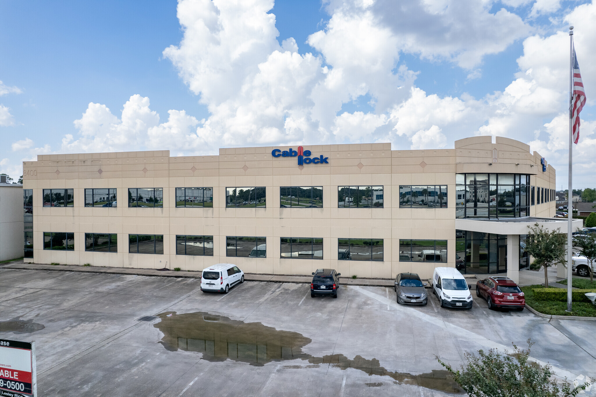 8400 N Sam Houston Pky W, Houston, TX for lease Building Photo- Image 1 of 5