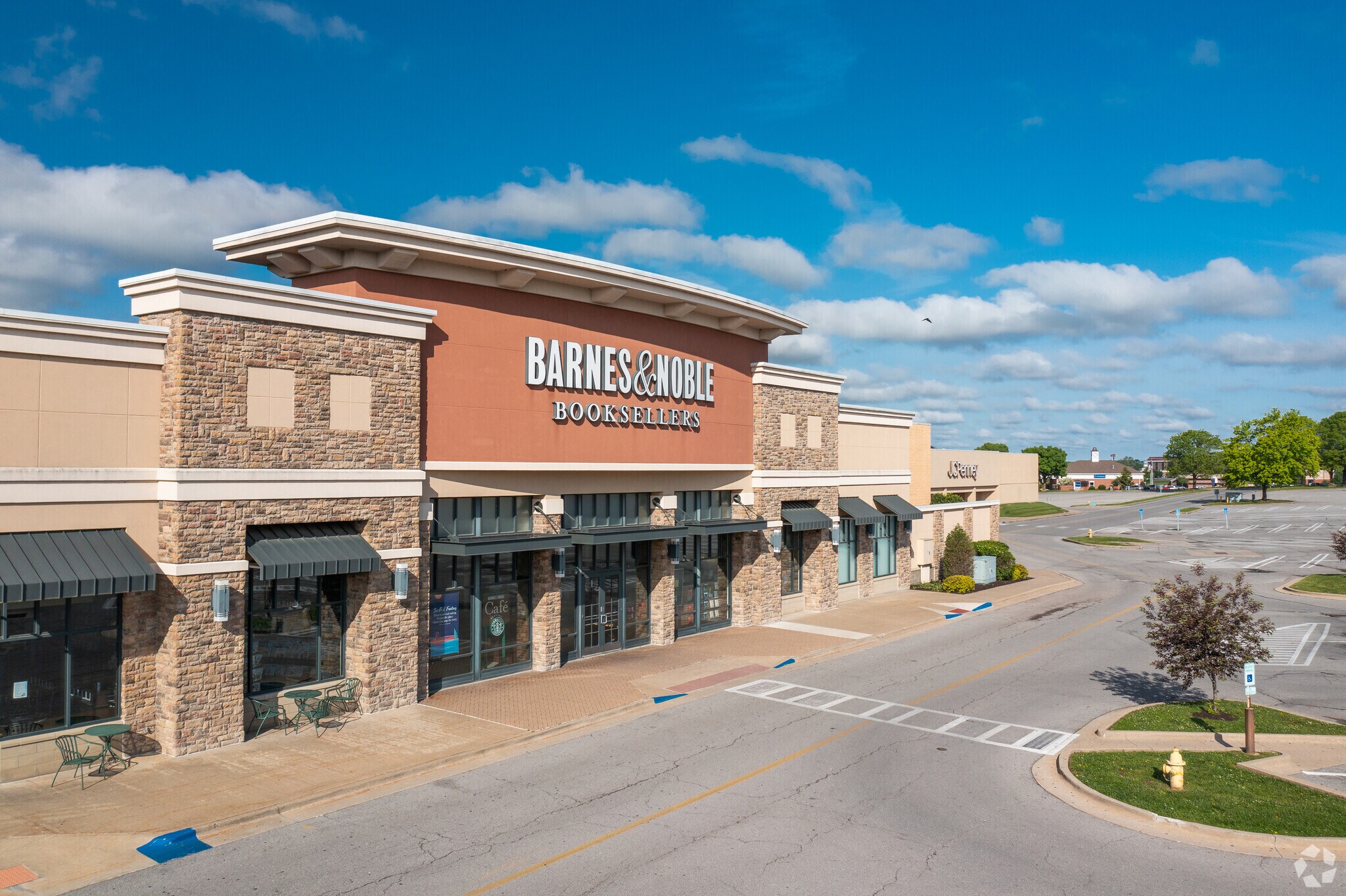 134 West Park Mall Drive, Cape Girardeau, MO 63703 West Park Mall