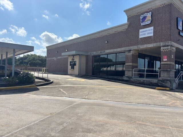 17125-17150 Westheimer Rd, Houston, TX for lease Building Photo- Image 1 of 17