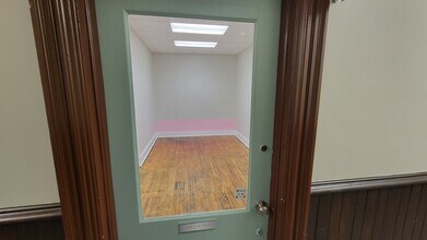 329 Pine St, Williamsport, PA for lease Interior Photo- Image 2 of 6