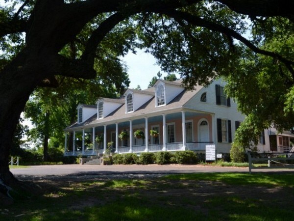 31 Irving Ln, Natchez, MS for sale Primary Photo- Image 1 of 1