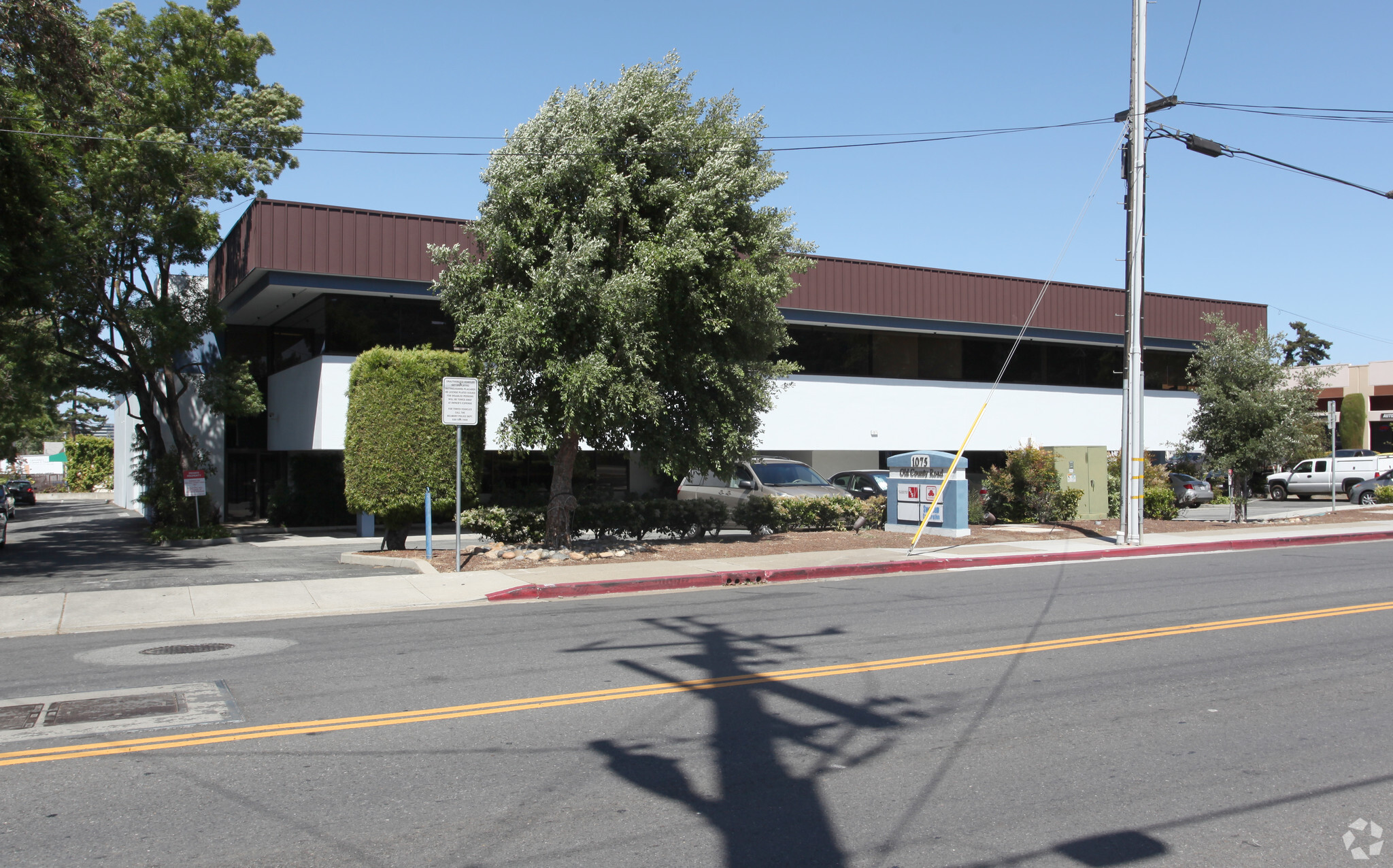 1075 Old County Rd, Belmont, CA for lease Primary Photo- Image 1 of 5