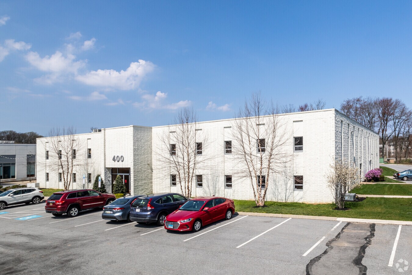 400 Willowbrook Ln, West Chester, PA 19382