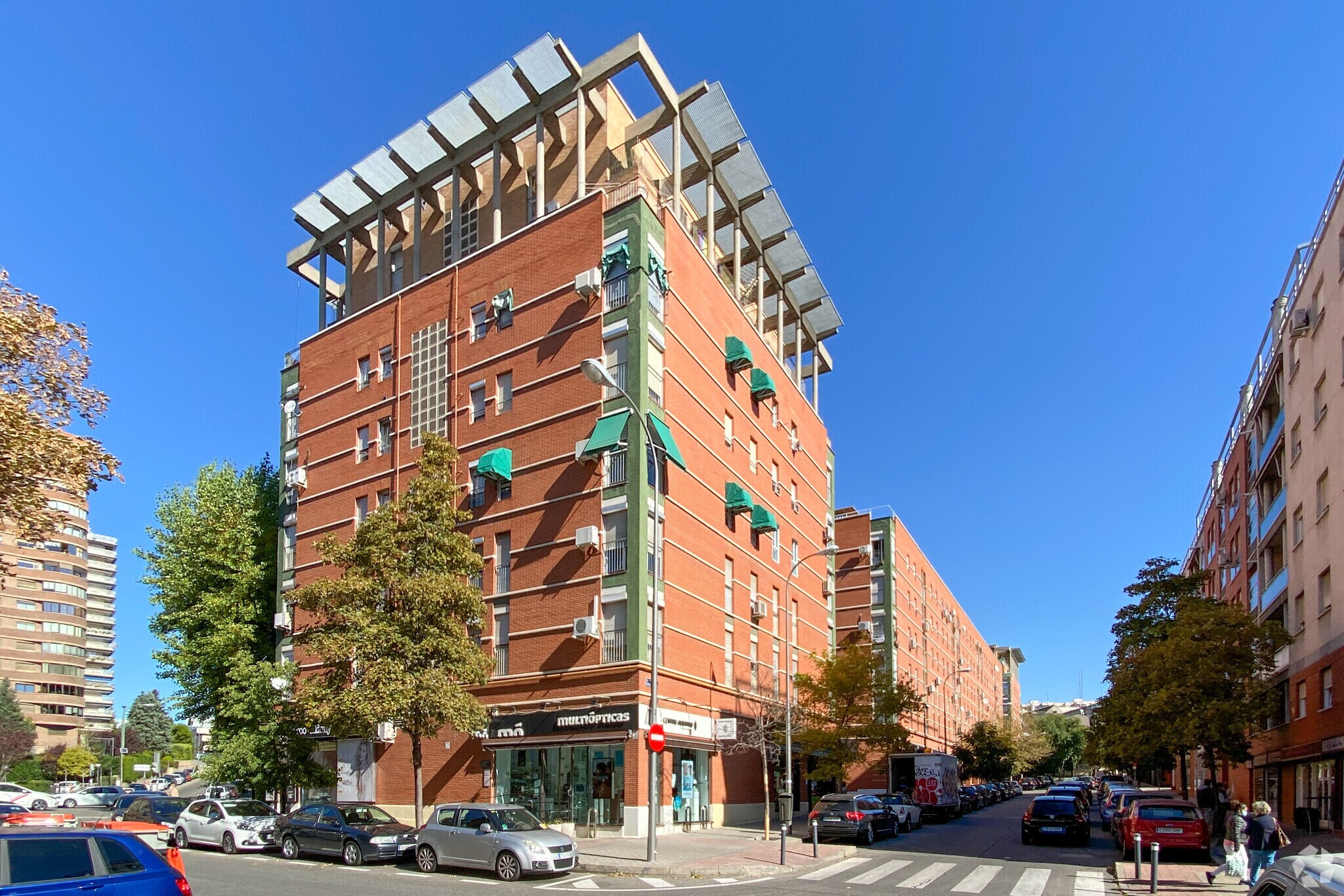 Avenida de Badajoz, 50, Madrid, Madrid for sale Primary Photo- Image 1 of 1