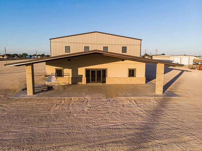 1465 SE US Hwy 385, Andrews, TX for sale - Building Photo - Image 1 of 1