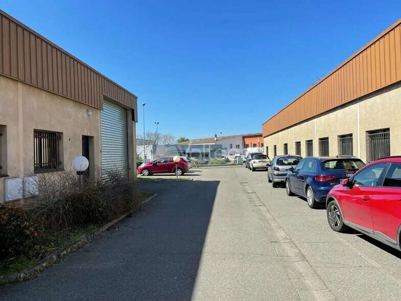 Office in Colomiers for lease - Building Photo - Image 1 of 10