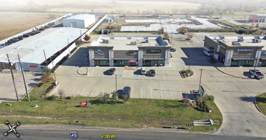 402 N Interstate Highway 45, Ennis, TX for sale Building Photo- Image 1 of 1