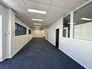 1 Greygown St, West Wodonga for lease Interior Photo- Image 2 of 5