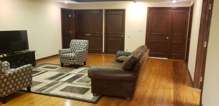 200 N Main St, Hutchinson, KS for lease Interior Photo- Image 2 of 12