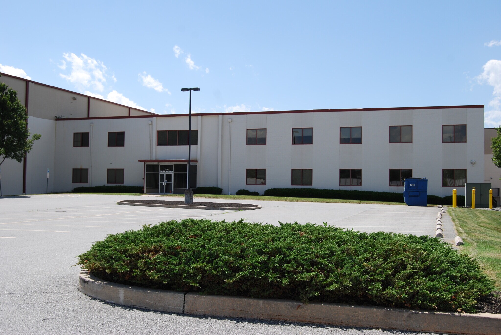 1100 N Sherman St, York, PA 17402 Center Point Business Center