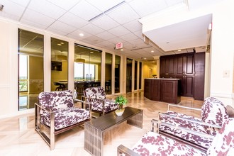 1645 Palm Beach Lakes Blvd, West Palm Beach, FL for lease Interior Photo- Image 2 of 19