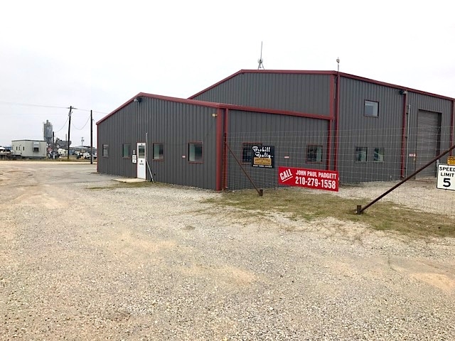 2491 S State Highway 16, Jourdanton, TX for sale - Building Photo - Image 1 of 1