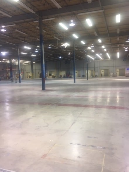 4714 NE 24th Ave, Amarillo, TX for lease - Building Photo - Image 3 of 21