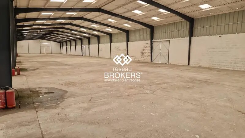 Flex in Angerville for lease Interior Photo- Image 1 of 2