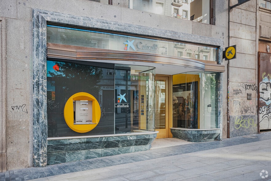 Calle Gran Vía, 62, Madrid, Madrid for lease - Building Photo - Image 2 of 14