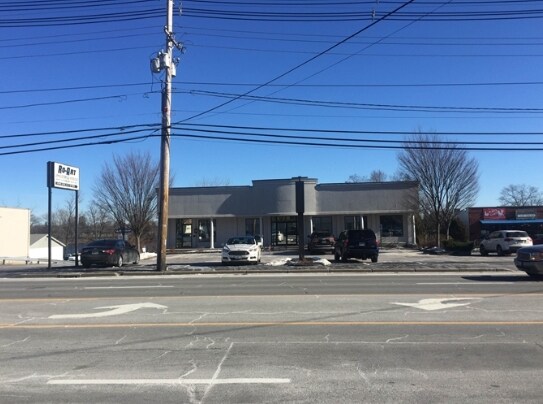 481 Atwood Ave, Cranston, RI for sale - Primary Photo - Image 1 of 1