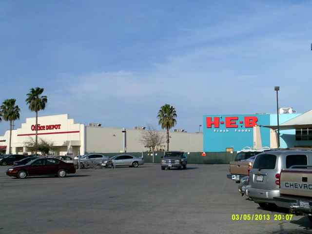 613 Expressway 77, Harlingen, TX for lease - Building Photo - Image 1 of 31