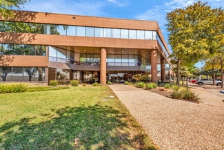 More details for 524 E Lamar Blvd, Arlington, TX - Office for Sale