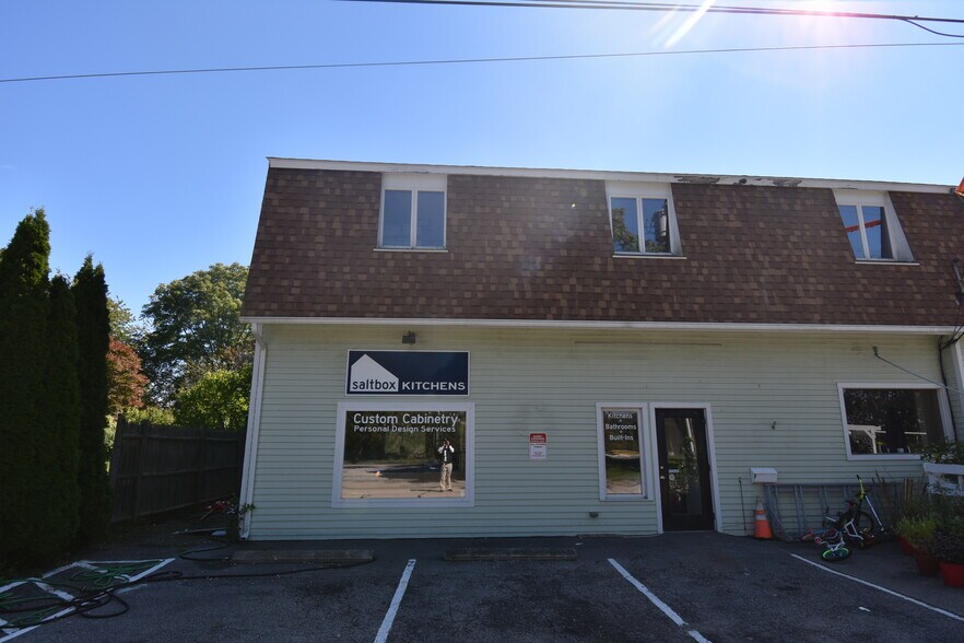 35F Williams, Mystic, CT 06355